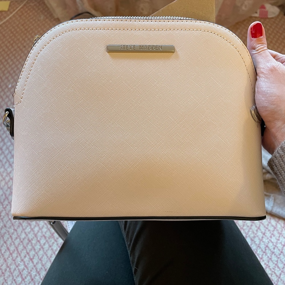 Steve Madden BMaggie Crossbody in Ivory NWT